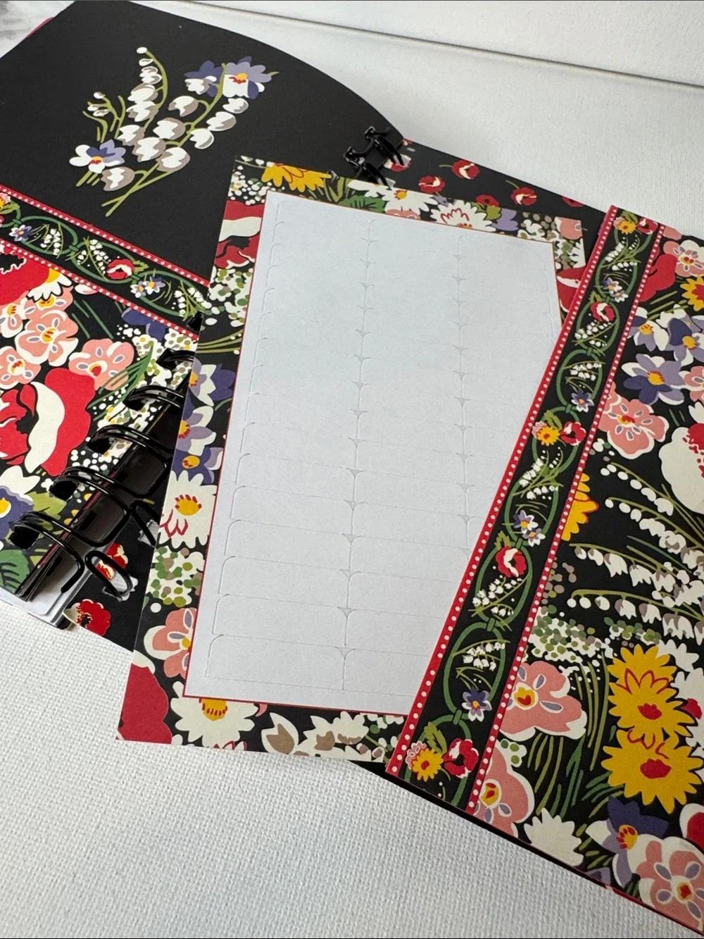 Vera Bradley organize style